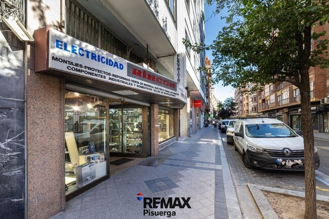 Más detalles de Calle Labradores, 9, Valladolid - Local en venta