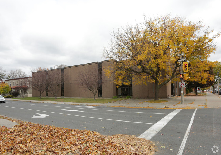 41 Second St W, Cornwall, ON en alquiler - Foto del edificio - Imagen 3 de 3