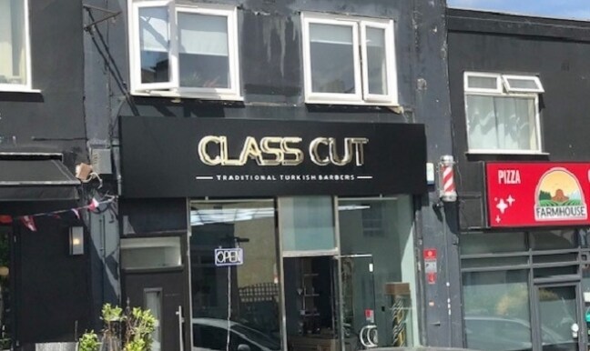 77-77A Queens Rd, Buckhurst Hill en venta - Foto del edificio - Imagen 1 de 3