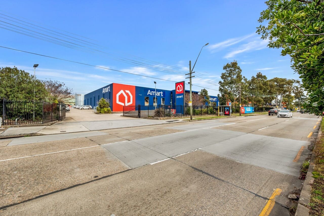 122 Canterbury Rd, Bankstown en alquiler Foto del edificio- Imagen 1 de 3