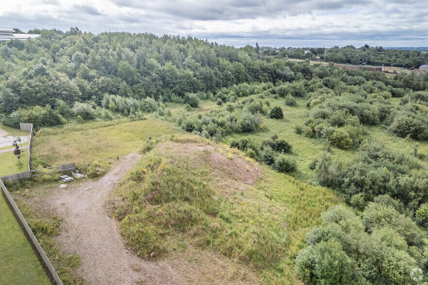 Leonard Way, Oldham en alquiler - Vista aérea - Imagen 2 de 2