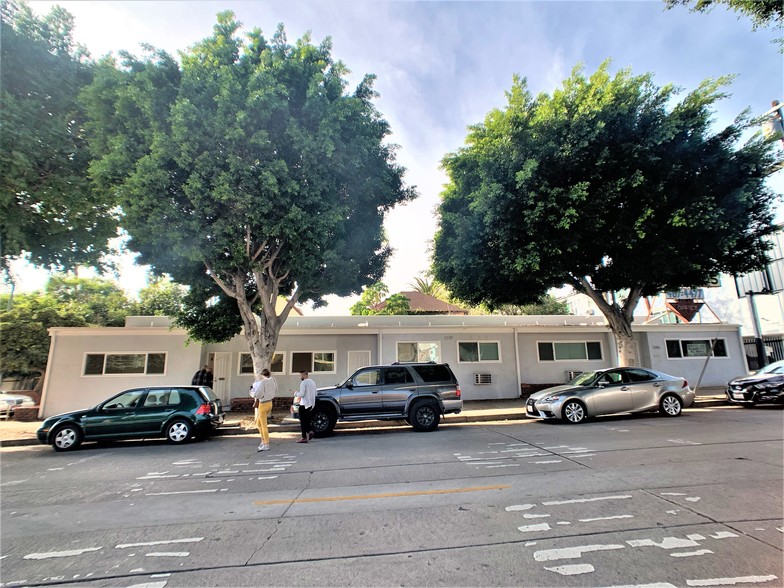 1339-1345 Wilcox Ave, Los Angeles, CA en alquiler - Foto principal - Imagen 2 de 3