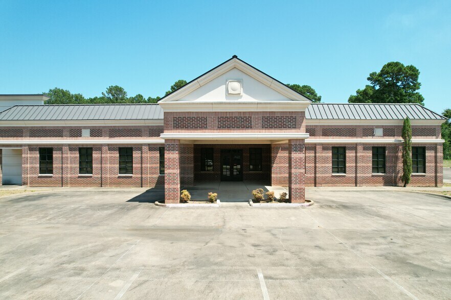 200 Renaissance Way, Crockett, TX en venta - Foto del edificio - Imagen 3 de 40