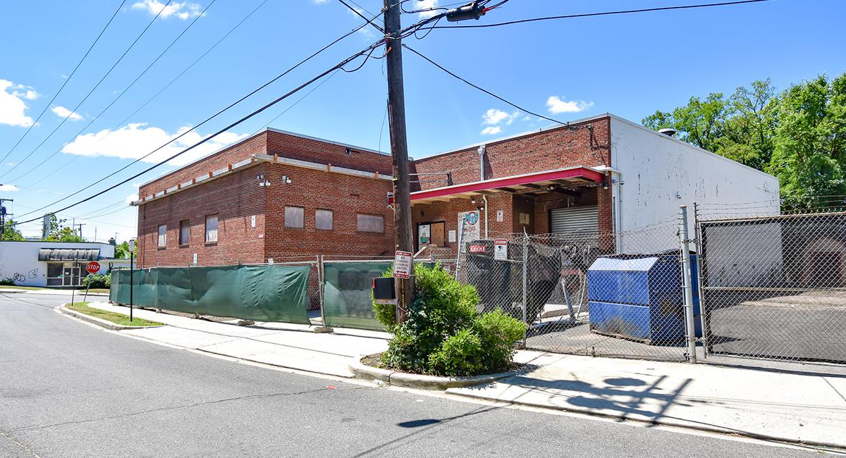 233 Van Buren St NW, Washington, DC en venta Foto del edificio- Imagen 1 de 6