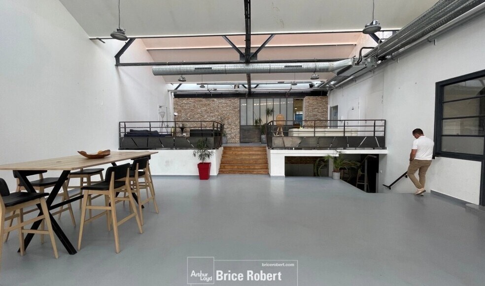 Local en Lyon en venta - Foto del interior - Imagen 2 de 6