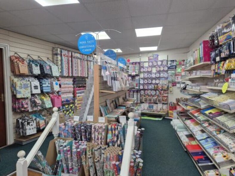 8-10 High St, Ventnor en venta - Foto del interior - Imagen 3 de 4