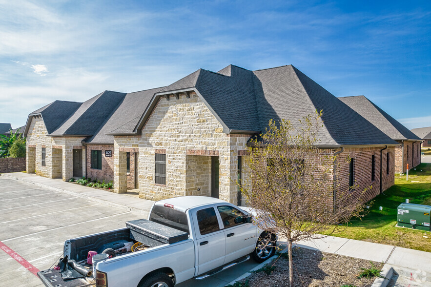 4425 Plano Pky, Carrollton, TX en alquiler - Foto del edificio - Imagen 2 de 10