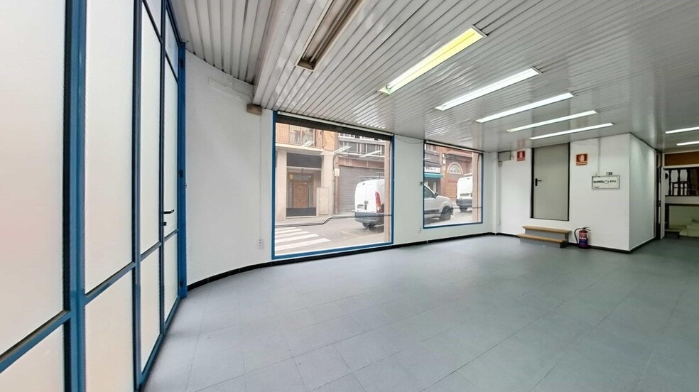 Edificio residencial en Santa Coloma de Gramenet, Barcelona en venta - Foto del interior - Imagen 1 de 1