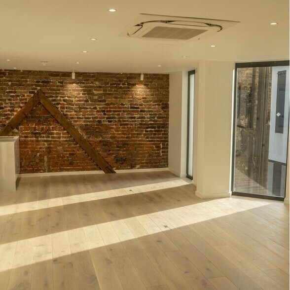 9-9A Masons Yard, London en alquiler - Foto del interior - Imagen 2 de 4
