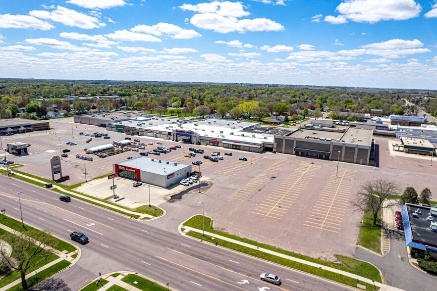 308 S State St, Fairmont, MN en alquiler - Foto del edificio - Imagen 1 de 14