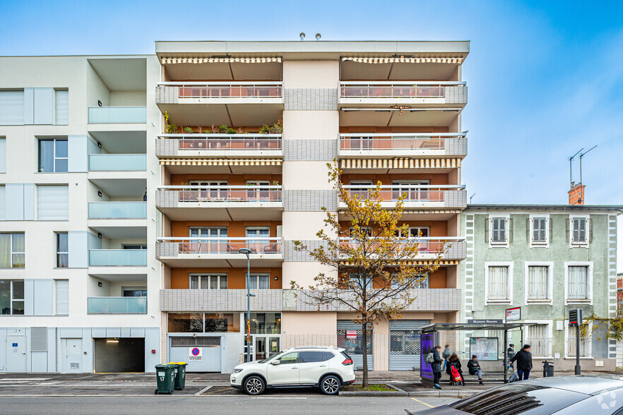 Edificio residencial en Villeurbanne en venta - Foto principal - Imagen 1 de 2