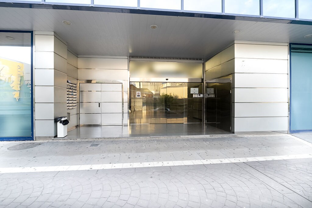 Lleida, LER 25191 - Unidad 03 -  - Foto del interior - Image 1 of 16