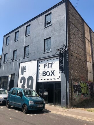 Más detalles de 39 Upper Gardner St, Brighton - Local en alquiler