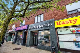 Más detalles de 1611 Bloor St W, Toronto, ON - Local en venta