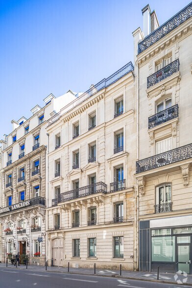 65 Rue Saint-Lazare, Paris en alquiler - Foto del edificio - Imagen 2 de 2