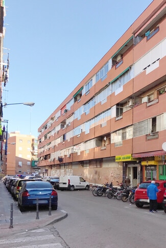 Más detalles de Calle de Albacete, 1, Fuenlabrada - Edificio residencial​ en venta