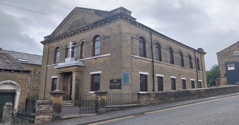 57 Stony Ln, Bradford en venta - Foto del edificio - Imagen 2 de 6