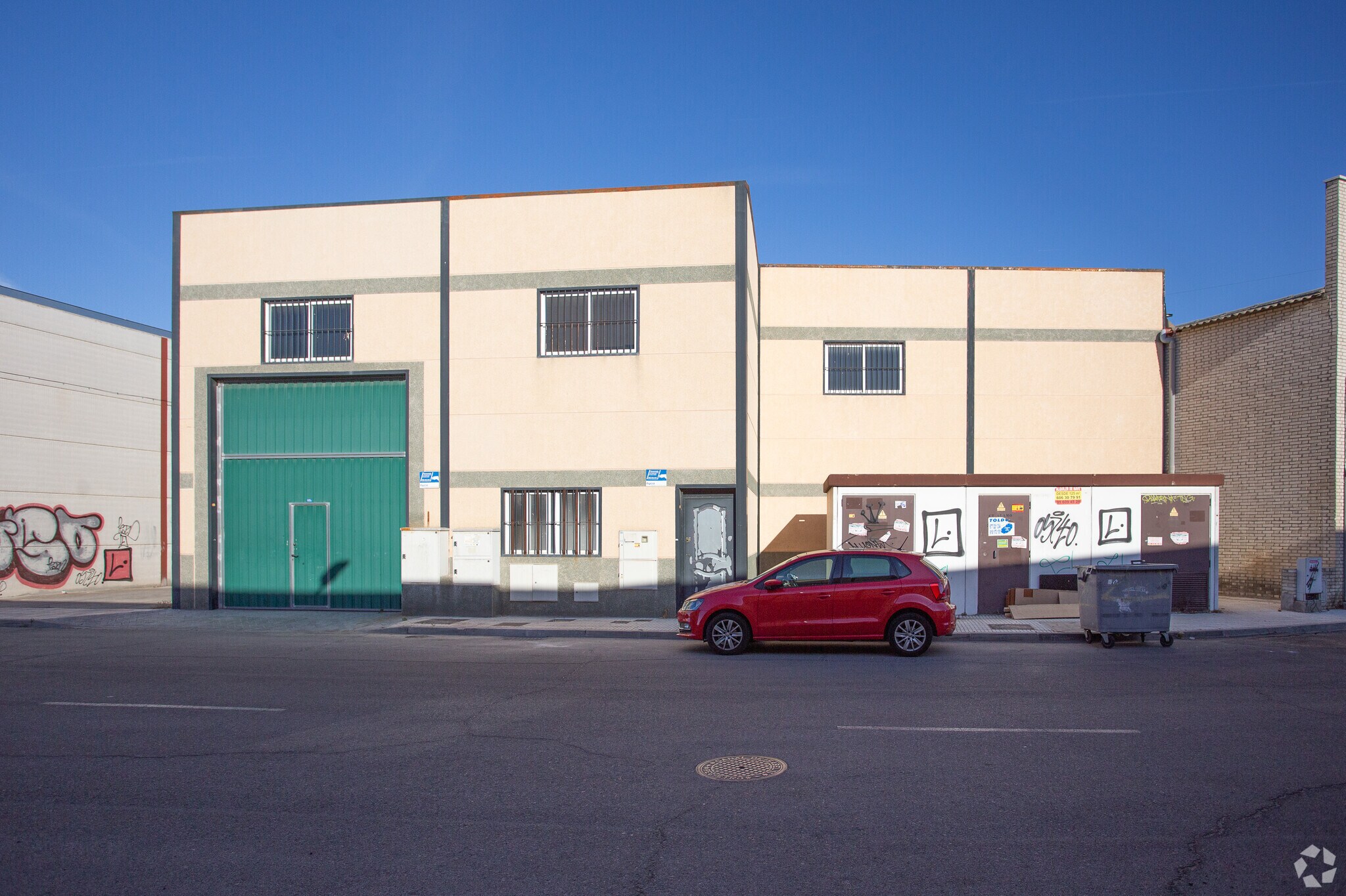Calle Álamo, 30, Humanes de Madrid, Madrid en venta Foto del edificio- Imagen 1 de 1