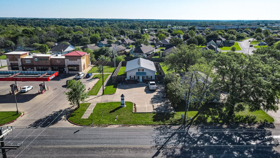 1610 N Park St, Brenham, TX en venta - Foto principal - Imagen 1 de 14