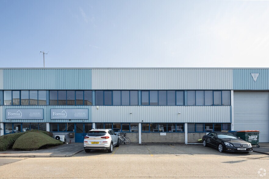 Streatham Rd, Mitcham en venta - Foto del edificio - Imagen 2 de 3