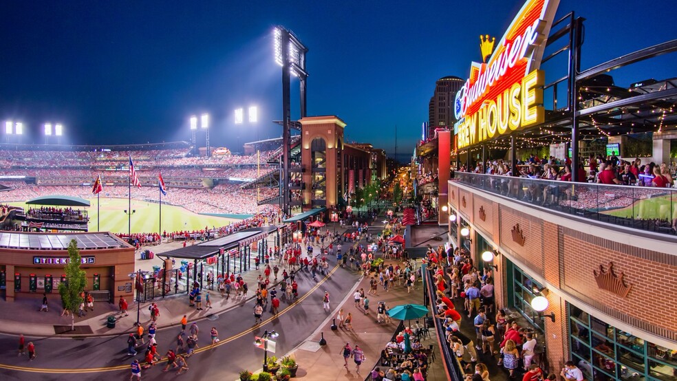 601 S Clark St, Saint Louis, MO en alquiler - Foto del edificio - Imagen 2 de 18