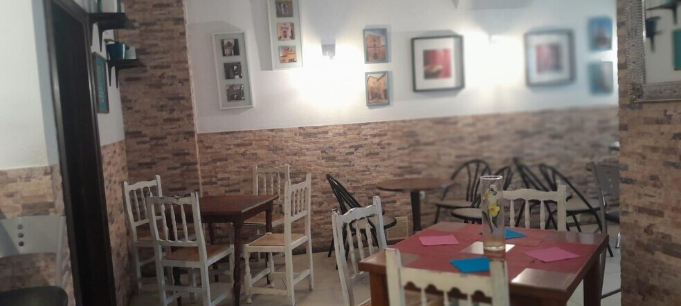 Local en Cáceres, Cáceres en venta - Foto del edificio - Imagen 2 de 9