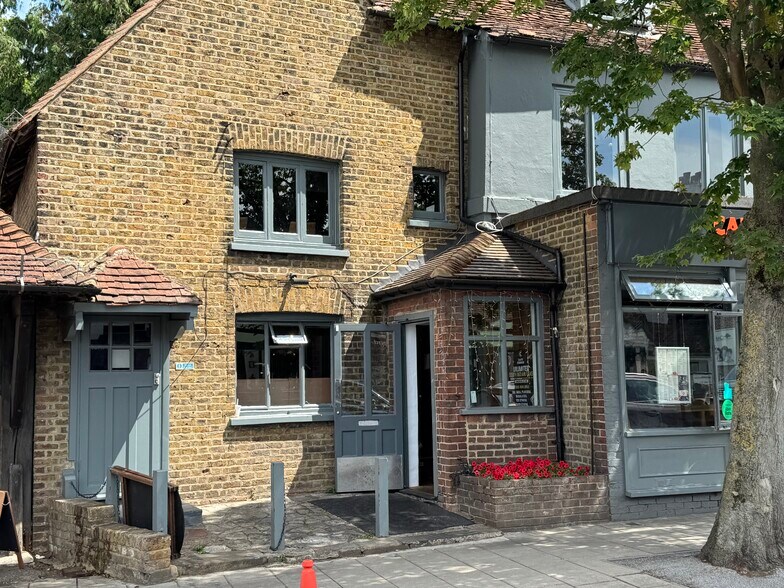 3-5 High St, Ruislip en alquiler - Foto del edificio - Imagen 3 de 12