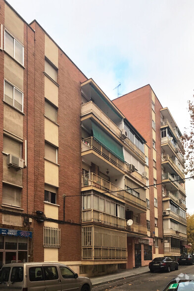 Calle Lugo, 3, Móstoles, Madrid en venta - Foto principal - Imagen 1 de 2