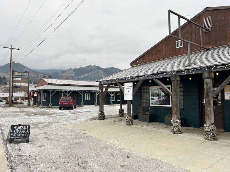 North Cascades Hwy, Twisp, WA en venta - Foto del edificio - Imagen 3 de 3