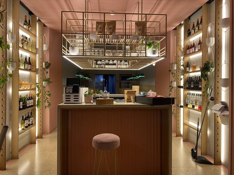 Local en Barcelona, Barcelona en alquiler - Foto del interior - Imagen 2 de 3