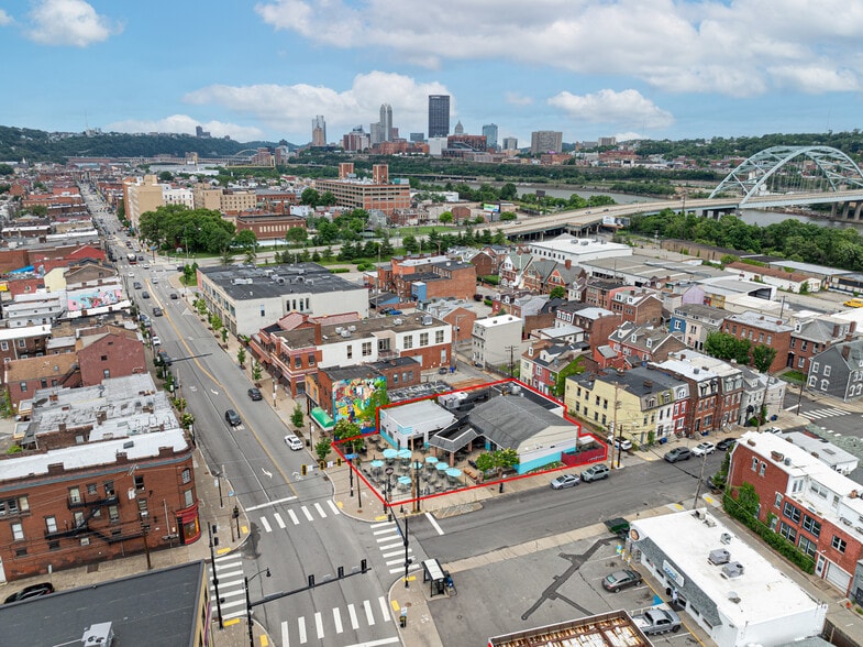 2339 E Carson St, Pittsburgh, PA en alquiler - Foto del edificio - Imagen 3 de 4