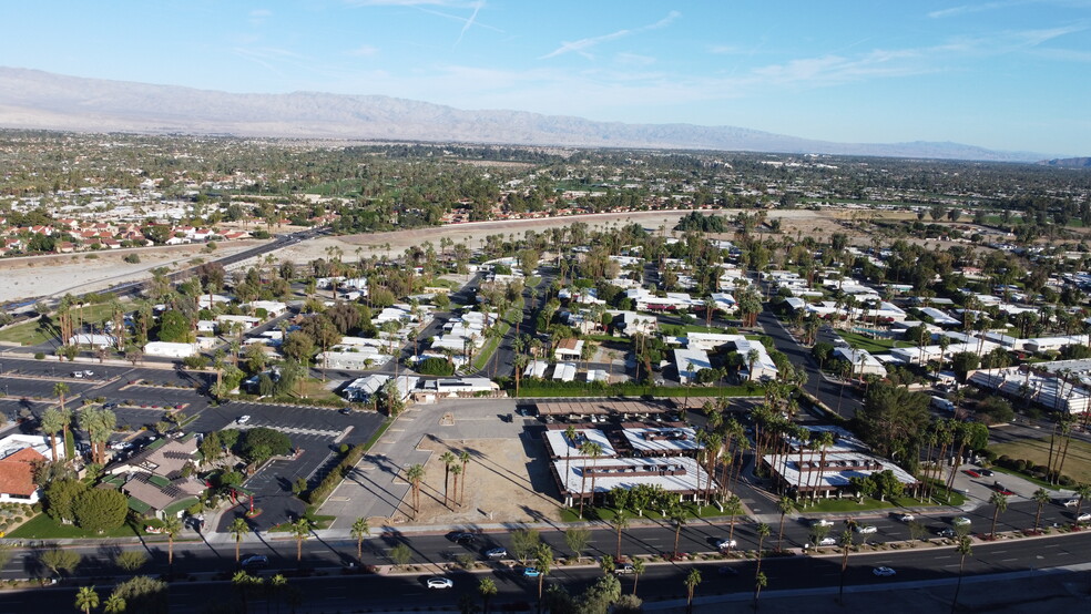 Hwy 111, Rancho Mirage, CA en venta - Foto del edificio - Imagen 2 de 5