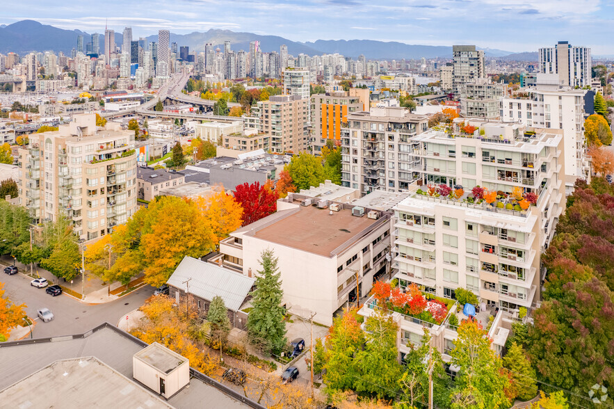 1682 W 7th Ave, Vancouver, BC en alquiler - Vista aérea - Imagen 3 de 3