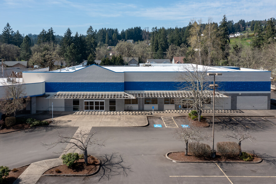 1405 N 99 Hwy, Cottage Grove, OR en venta - Foto del edificio - Imagen 2 de 7