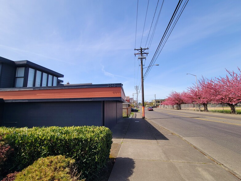 2040 6th Ave, Tacoma, WA en alquiler - Foto del edificio - Imagen 3 de 41