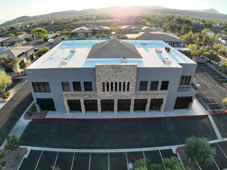 2500 Anthem Village Dr, Henderson, NV en alquiler - Foto del edificio - Imagen 3 de 6