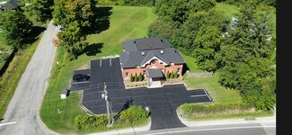 Más detalles de 320 Pefferlaw Rd, Georgina, ON - Edificio residencial​ en venta