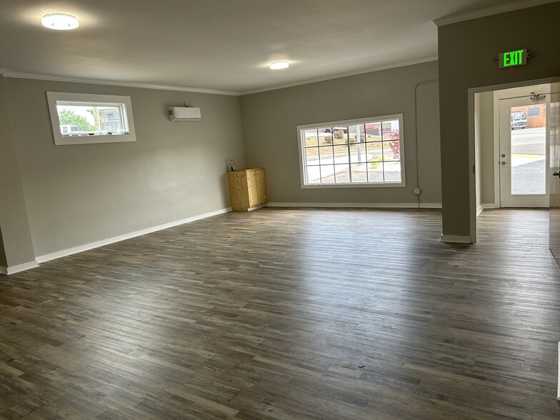 102-101 King St, Kernersville, NC en alquiler - Foto del interior - Imagen 3 de 6