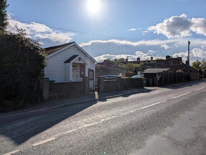 9 Stane St, Billingshurst en venta - Foto del edificio - Imagen 3 de 4