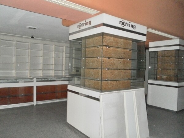 Local en Córdoba, Córdoba en alquiler - Foto del edificio - Imagen 2 de 6