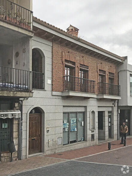 Plaza Del Pueblo, 13, Colmenar Viejo, Madrid en alquiler - Foto del edificio - Imagen 2 de 2