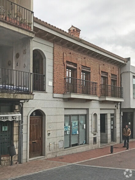 Plaza del Pueblo, 13, Colmenar Viejo, Madrid en venta - Foto del edificio - Imagen 2 de 2