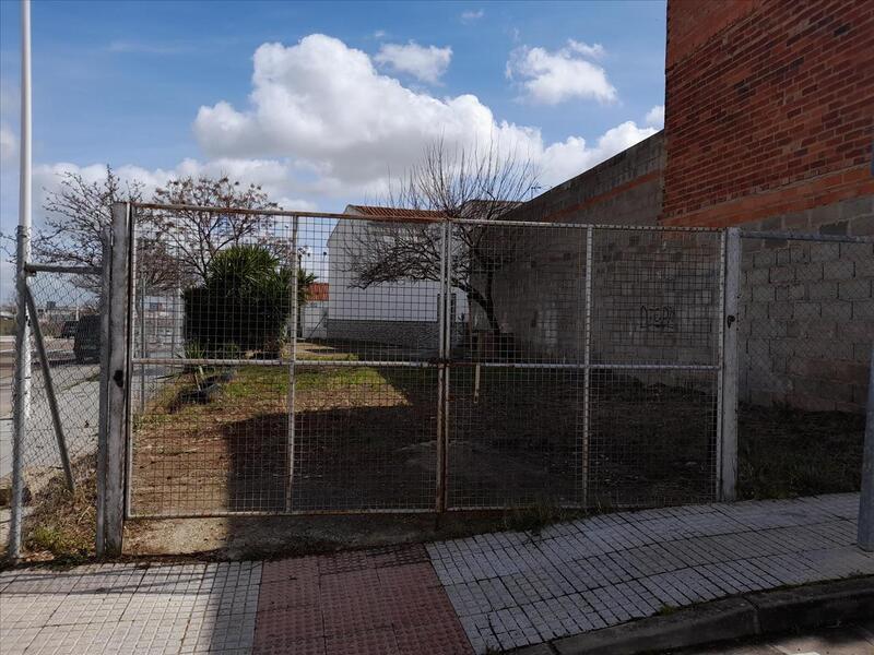 Camino Viejo de Mirandilla, Mérida, Badajoz en venta Foto principal- Imagen 1 de 12