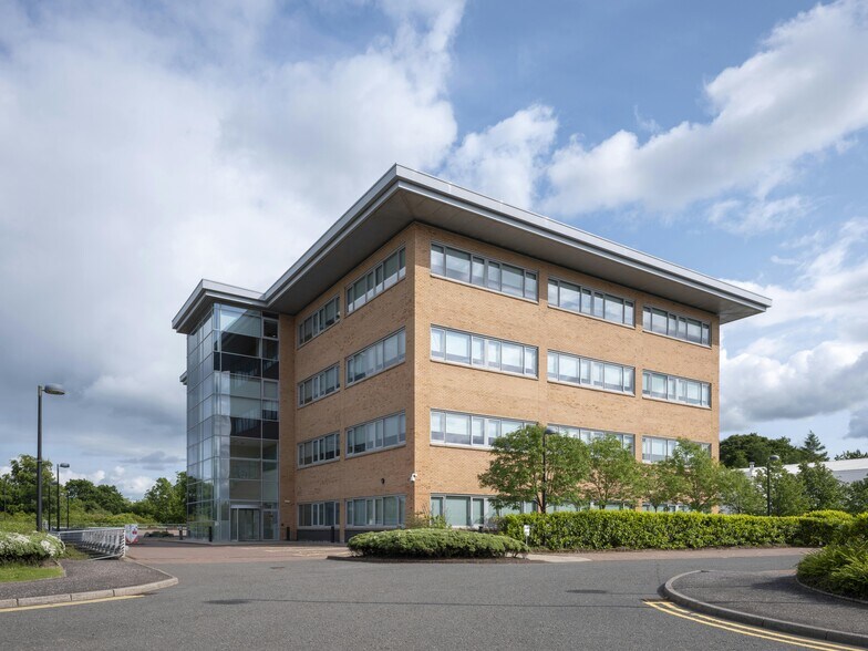 6 Stanley Blvd, Blantyre en alquiler - Foto del edificio - Imagen 3 de 19