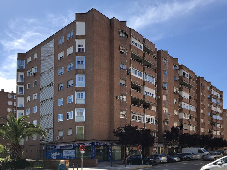 Calle Vitoria, 6, Fuenlabrada, Madrid en venta - Foto del edificio - Imagen 2 de 2