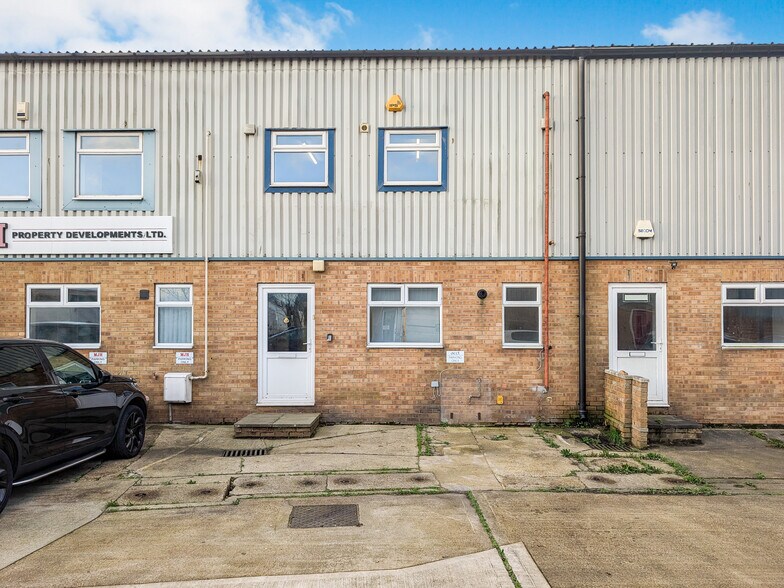 Ford Rd, Ford en alquiler - Foto del edificio - Imagen 1 de 3