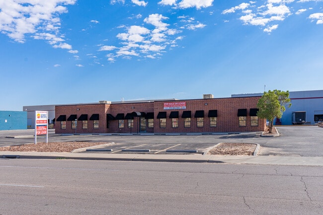 Más detalles de 7108 Airport Rd, El Paso, TX - Oficina para subasta