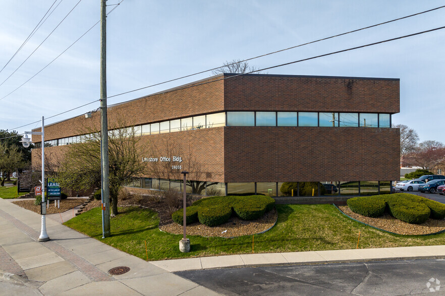 24055 Jefferson Ave, Saint Clair Shores, MI en venta - Foto del edificio - Imagen 1 de 8