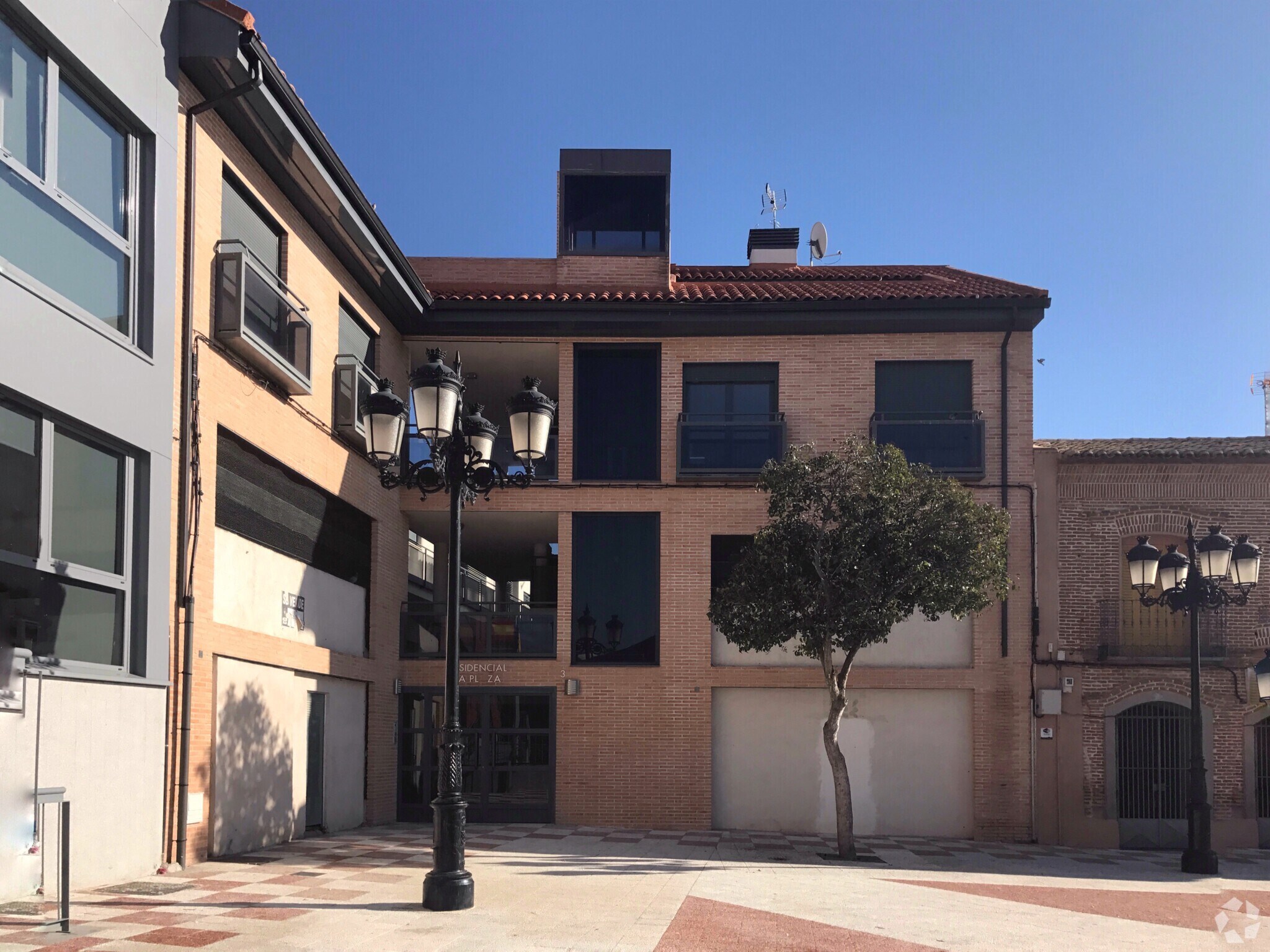 Plaza de España, 3, Santa Cruz del Retamar, Toledo en venta Foto principal- Imagen 1 de 3