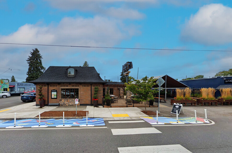 4703 NE Fremont St, Portland, OR en alquiler - Foto del edificio - Imagen 1 de 8